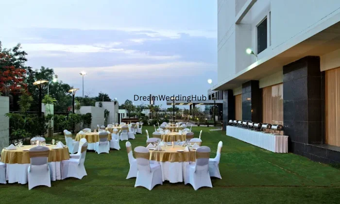 Red Fox by Lemon Tree Hotels